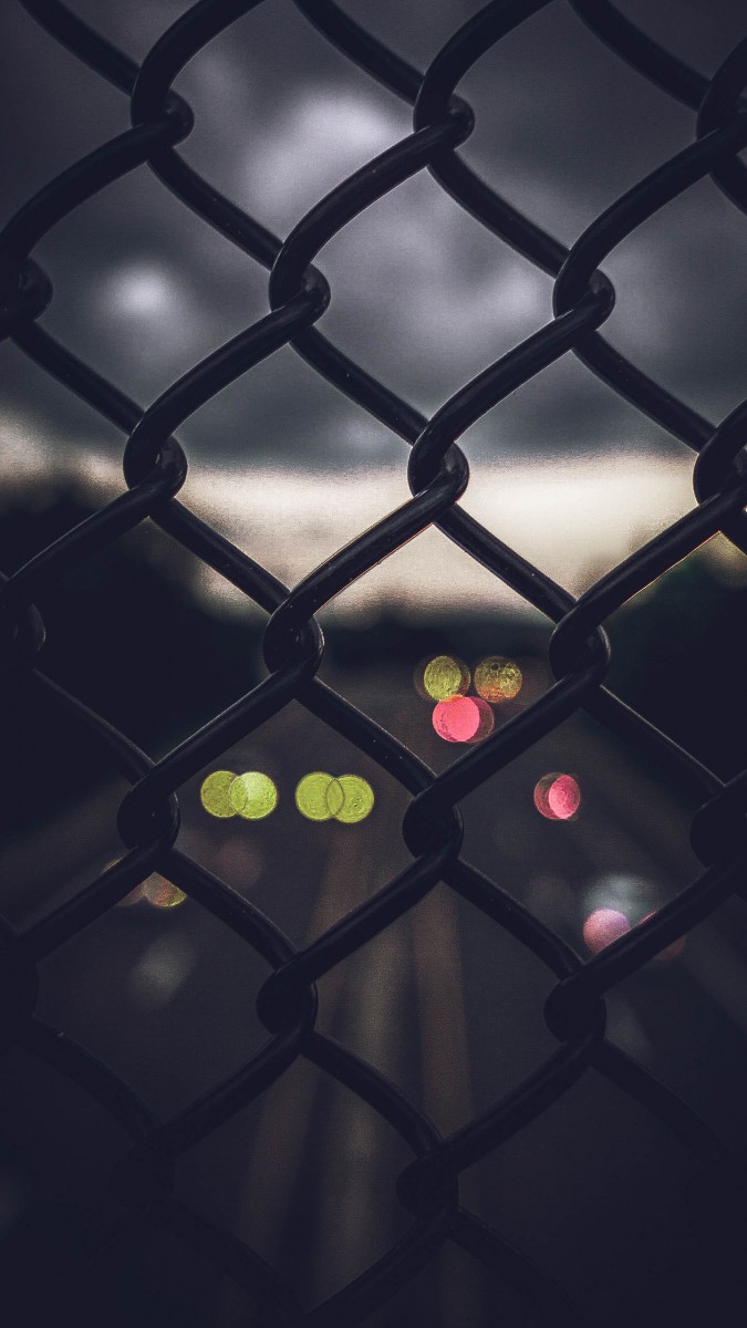 مشکی-سیاه-فنس