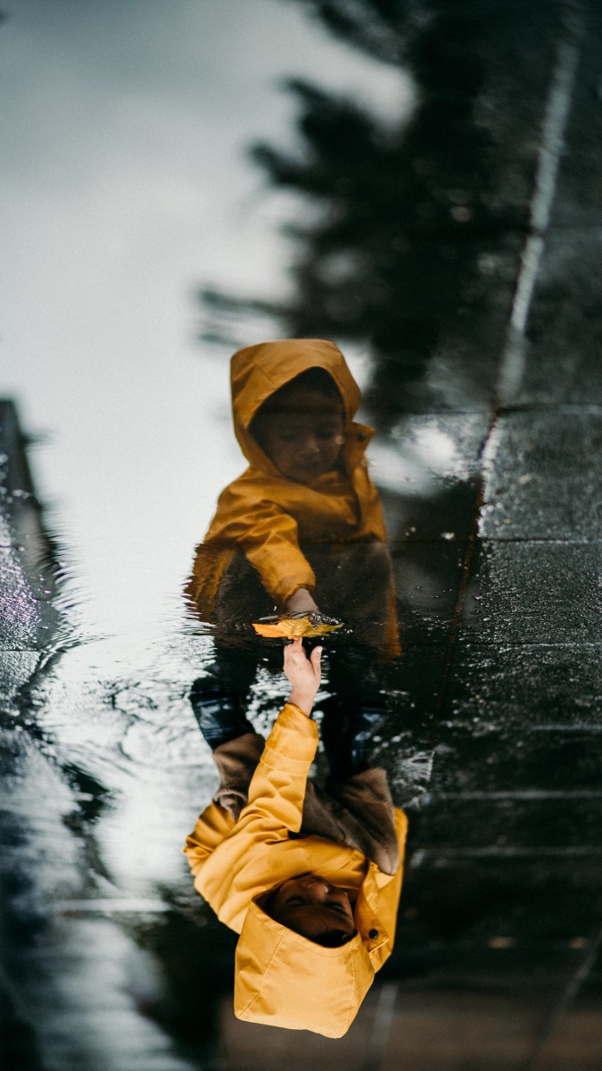 پسر-پسر بچه-باران