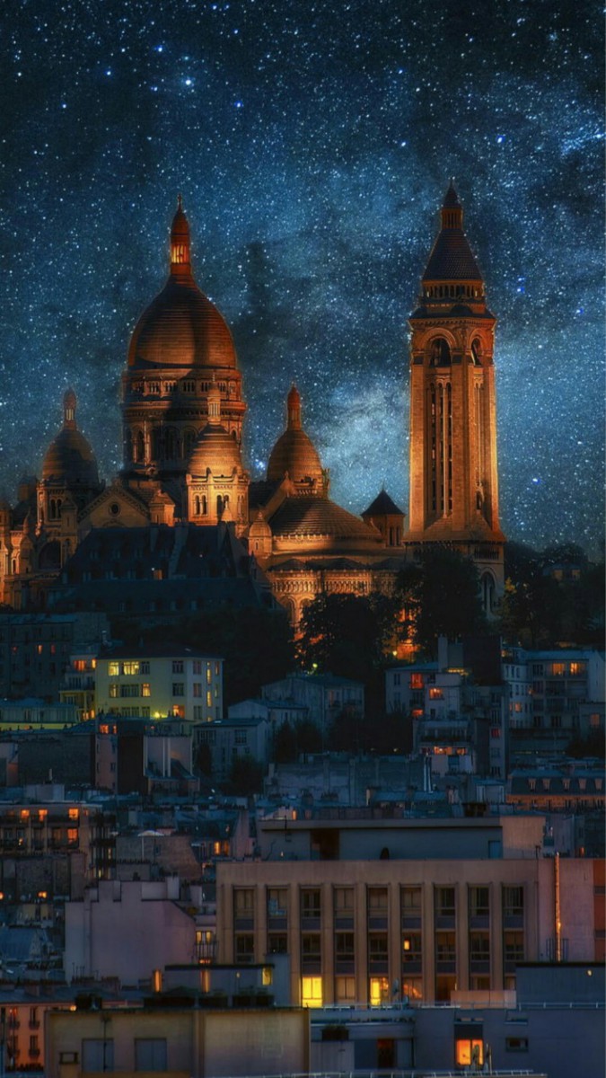 معماری باستانی-معماری تاریخی-شب-شهر