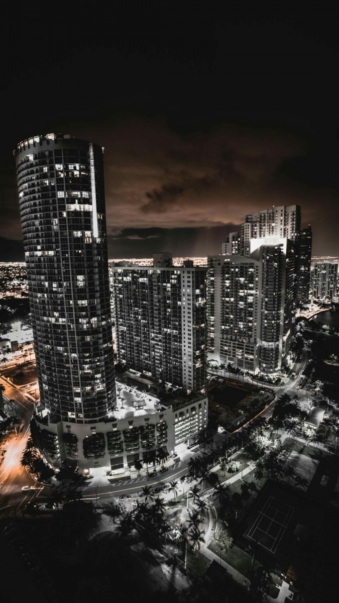 شهر-ساختمان-آسمان خراش-شب