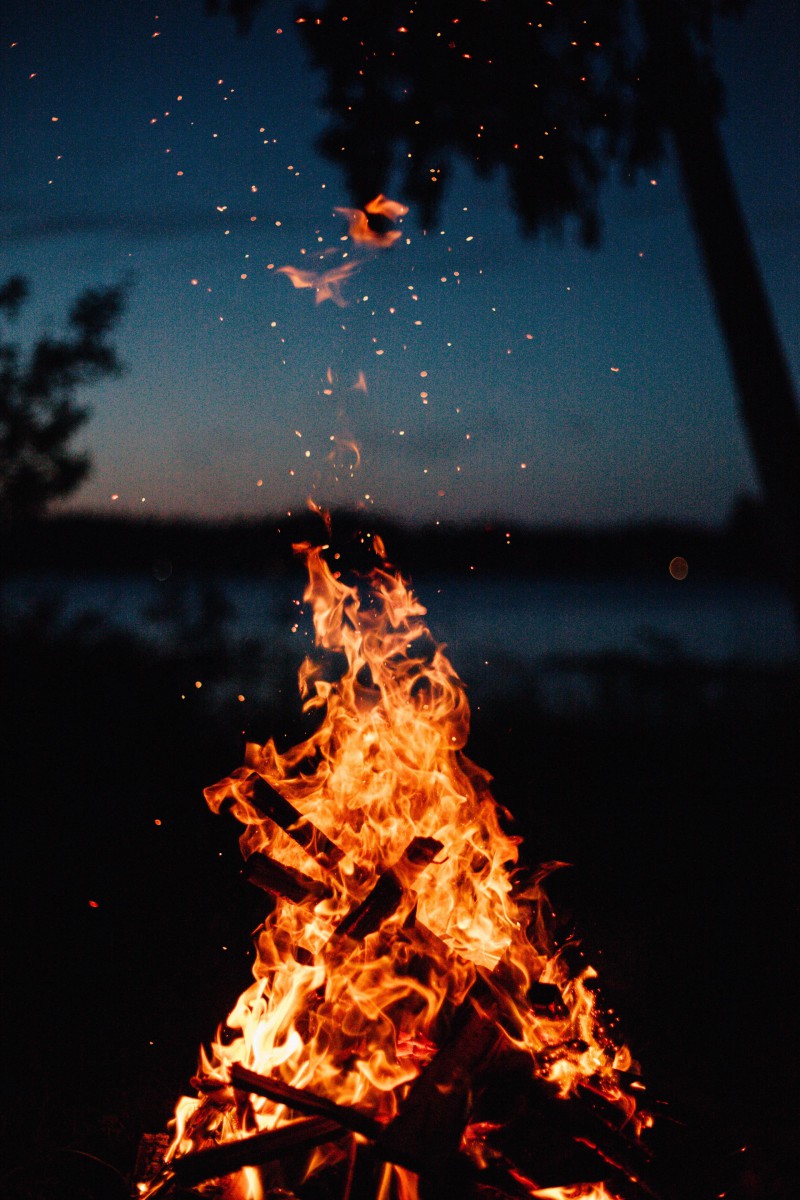 شب