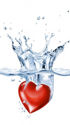 قلب-قرمز-آب