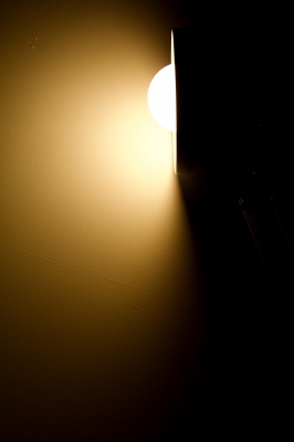 لامپ-نور و آتش