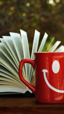 کتاب-قرمز-ماگ-کاپوچینو-کافی-کافی میکس-نوشیدنی-قهوه