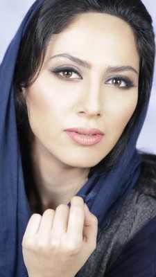 مونا فرجاد-بازیگر ایرانی