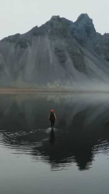 صخره-دریاچه