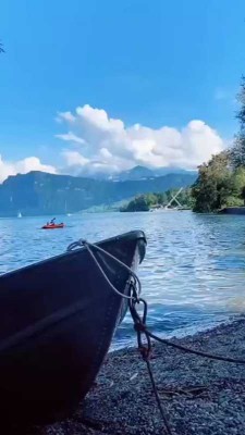 قایق-دریاچه