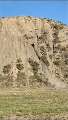 موتور سواری-صخره
