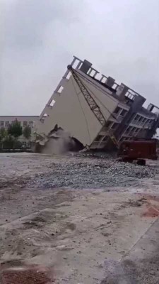 خراب شدن ساختمان